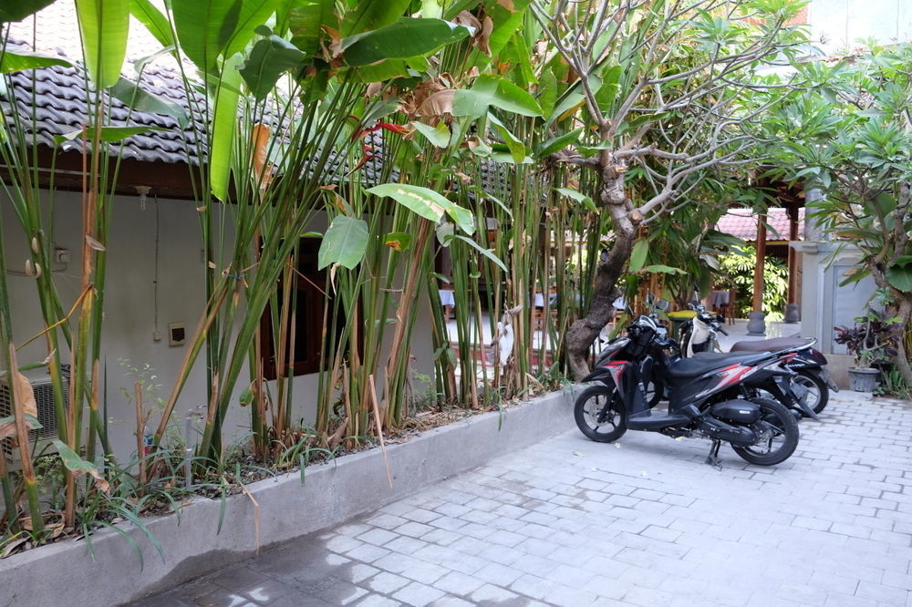Hotel Palm Garden Kuta Kuta Lombok Exterior foto