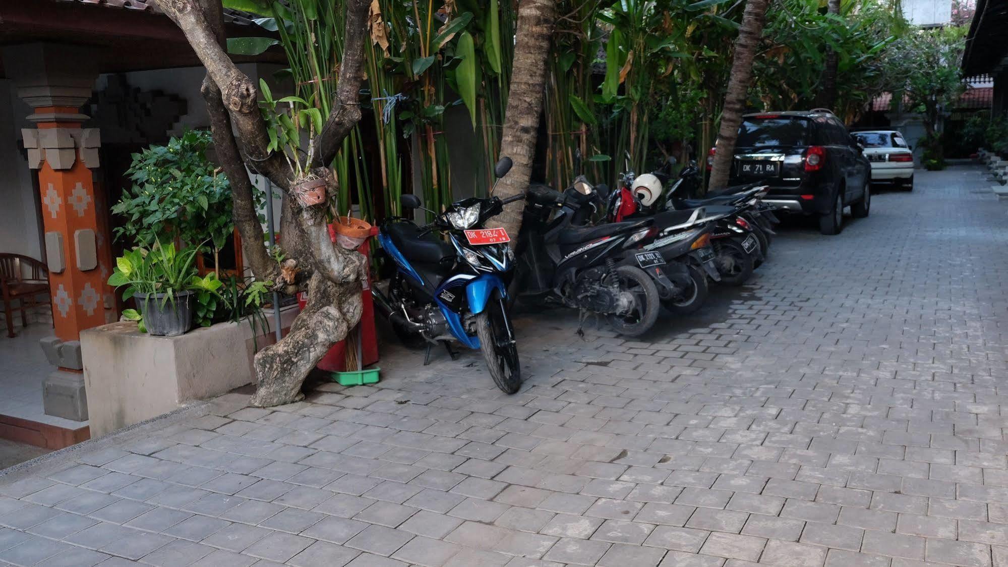 Hotel Palm Garden Kuta Kuta Lombok Exterior foto
